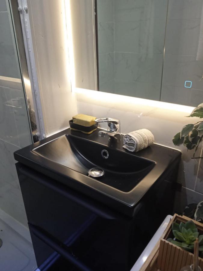 Tout Confort - Clim- Salle De Bain Commune Nîmes Eksteriør bilde