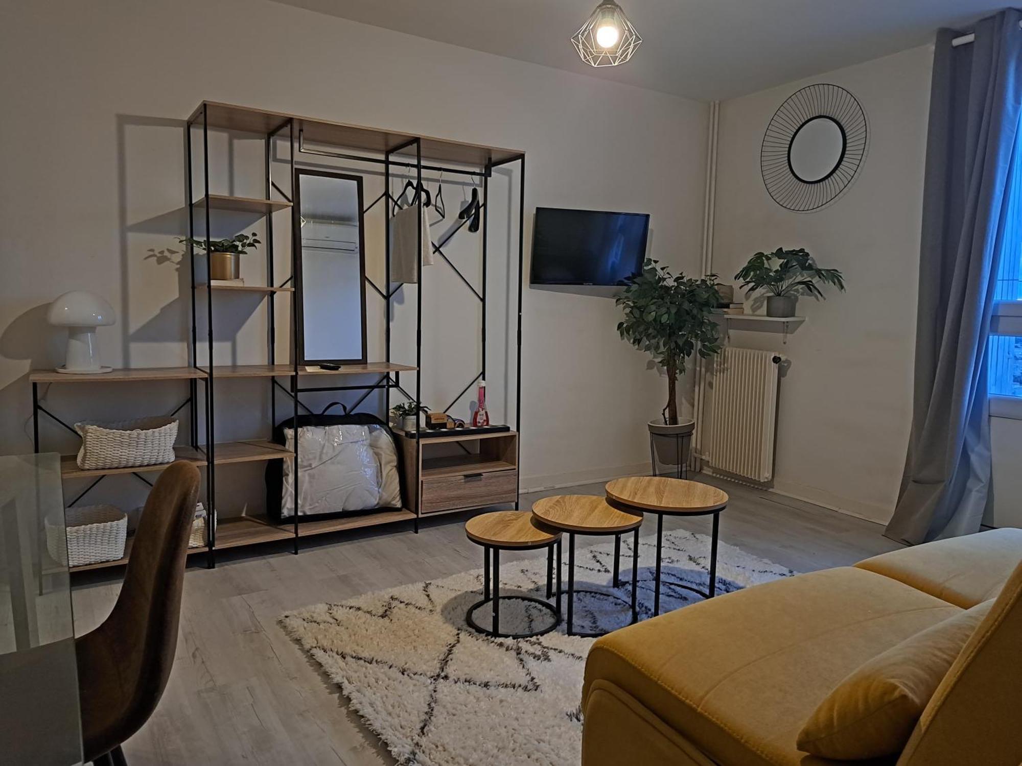 Tout Confort - Clim- Salle De Bain Commune Nîmes Eksteriør bilde